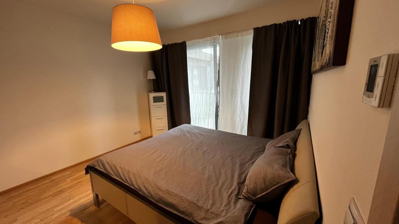 Residence Garden Tower - 8 Min Do Centra, Garaz Прага Экстерьер фото