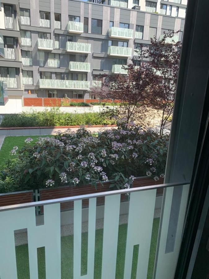 Residence Garden Tower - 8 Min Do Centra, Garaz Прага Экстерьер фото